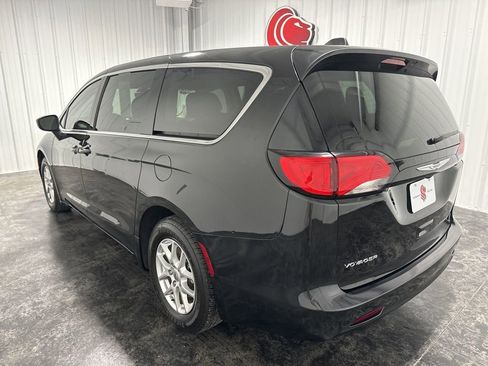 Used 2023 Chrysler Voyager LX w/ Fleet Security Group FWD image 8