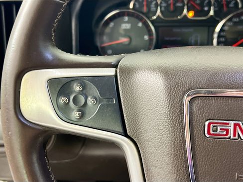 Used 2015 GMC Sierra 1500 SLT w/ SLT Crew Cab Value Package image 17
