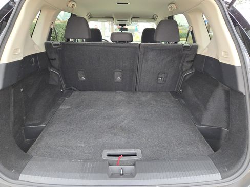 Used 2021 Nissan Rogue S image 25