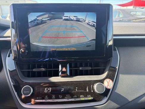 Used 2023 Toyota Corolla LE image 30