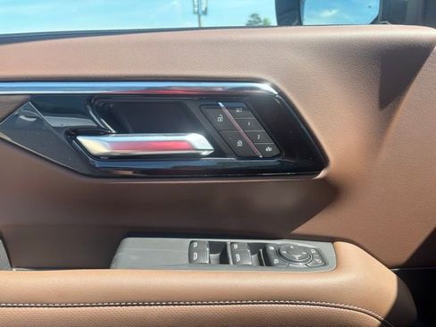 New 2026 Chevrolet Tahoe High Country w/ Sun And Tow Package AWD/4WD image 21
