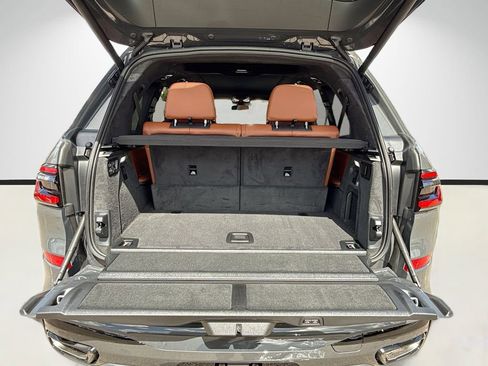 New 2026 BMW X7 xDrive40i w/ Executive Package image 12