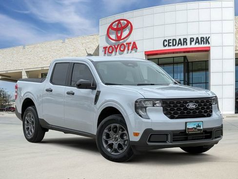 Used 2025 Ford Maverick XLT w/ XLT Luxury Package AWD/4WD image 1