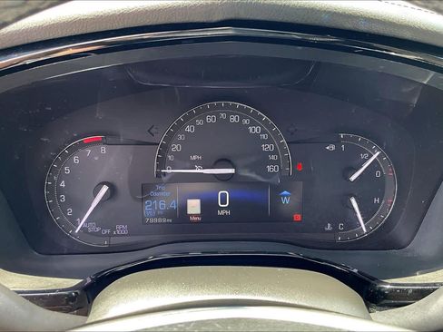 Used 2017 Cadillac XT5 Luxury w/ Driver Awareness Package FWD image 26
