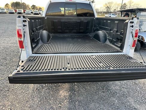 Used 2013 Ford F150 XLT w/ XLT Chrome Pkg image 13