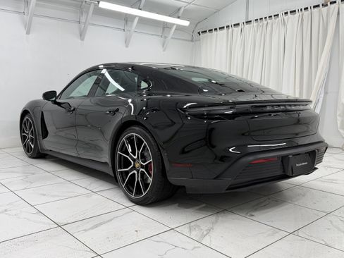 Certified 2024 Porsche Taycan 4S image 3