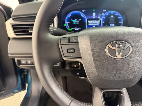 Certified 2025 Toyota Camry XSE w/ Premium Package image 16