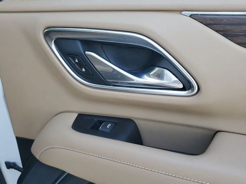 Used 2021 Chevrolet Tahoe Premier w/ Premium Package image 49