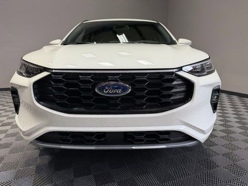 New 2026 Ford Escape ST-Line Elite w/ Equipment Group 501A AWD/4WD image 3