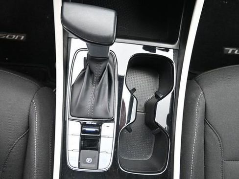 Used 2022 Hyundai Tucson SEL image 18