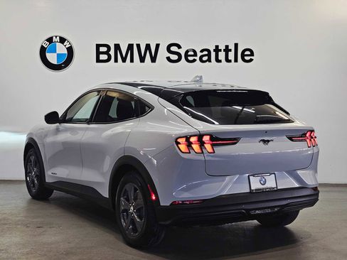 Used 2021 Ford Mustang Mach-E Select image 4