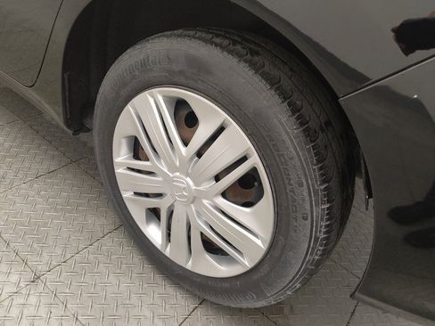 Used 2019 Honda Fit LX image 31