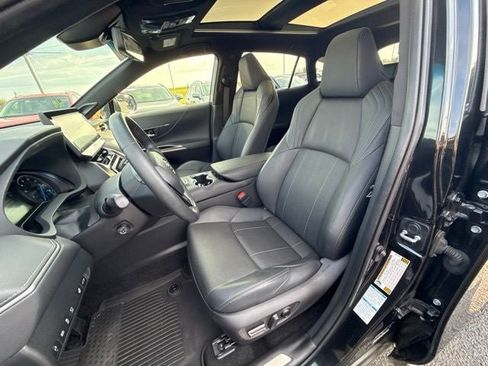 Certified 2022 Toyota Venza Limited w/ Advanced Technology Package AWD/4WD image 22