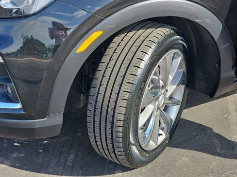 Used 2023 Buick Encore GX Essence w/ Experience Buick Package image 36