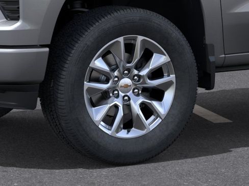 New 2026 Chevrolet Silverado 1500 Custom RWD image 9