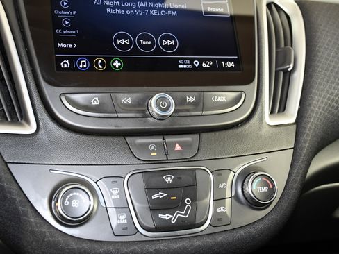 Used 2024 Chevrolet Malibu LS FWD image 29