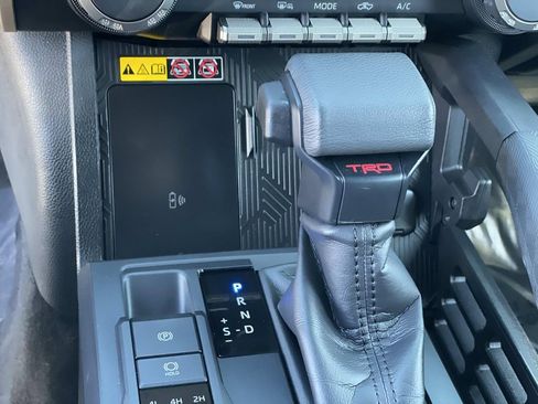 Used 2025 Toyota Tacoma TRD Off-Road w/ TRD Off Road Upgrade Package image 17