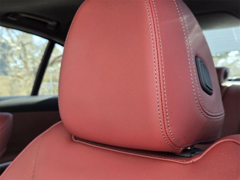 Used 2024 BMW 330i 330i w/ M Sport Package image 16