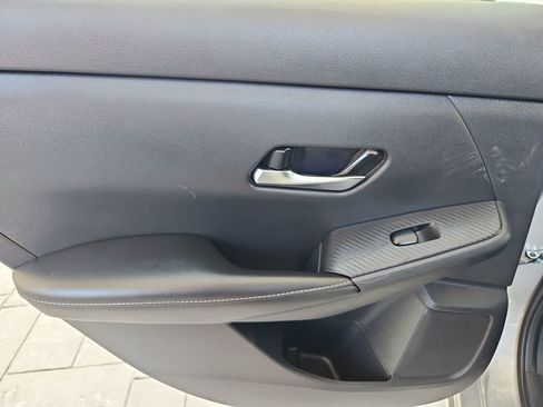 Used 2023 Nissan Sentra SV image 27