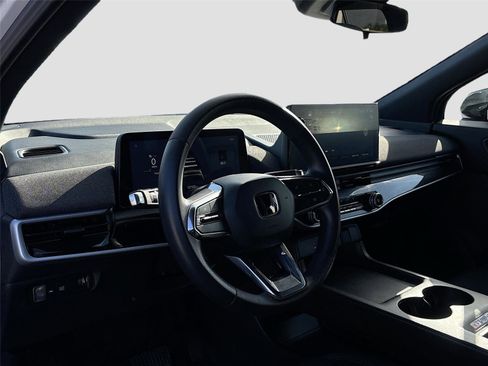 Used 2024 Honda Prologue EX image 10