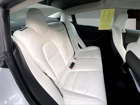 Used 2022 Tesla Model 3 Long Range image 26