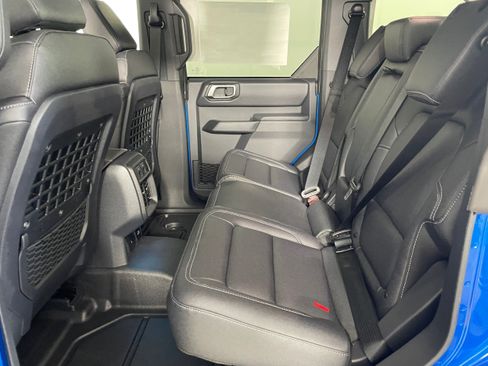 New 2026 Ford Bronco Badlands AWD/4WD image 13