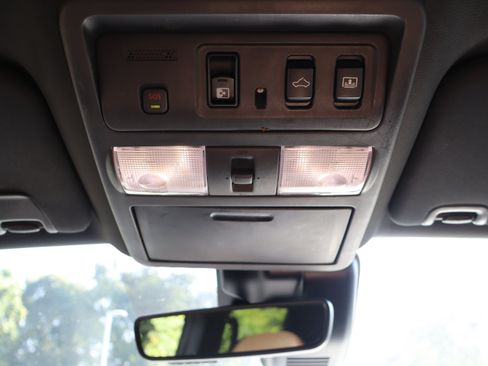 Used 2023 Nissan Titan Platinum Reserve w/ Moonroof Package AWD/4WD image 44