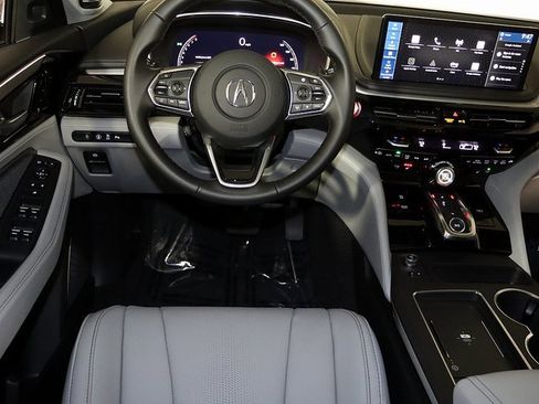 Certified 2026 Acura MDX w/ Technology Package image 3