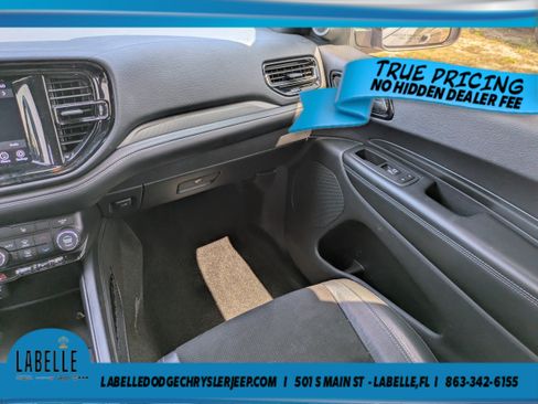 Used 2022 Dodge Durango GT RWD image 17
