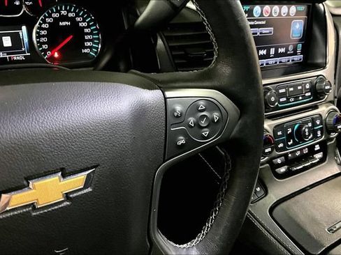 Used 2018 Chevrolet Suburban Premier AWD/4WD image 22