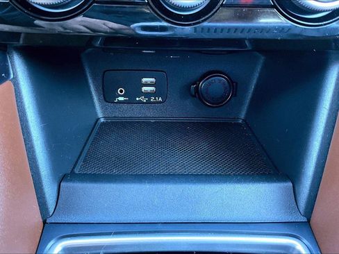 Used 2024 Subaru Forester Touring image 28