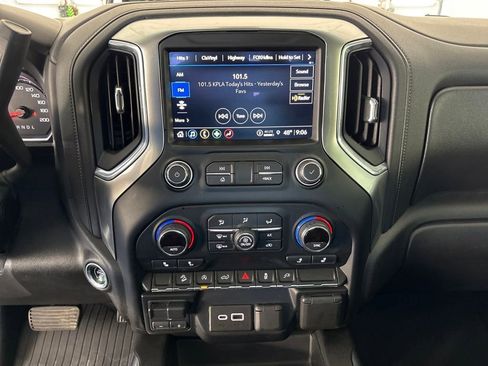 Used 2021 Chevrolet Silverado 1500 LT Trail Boss w/ Convenience Package II image 20