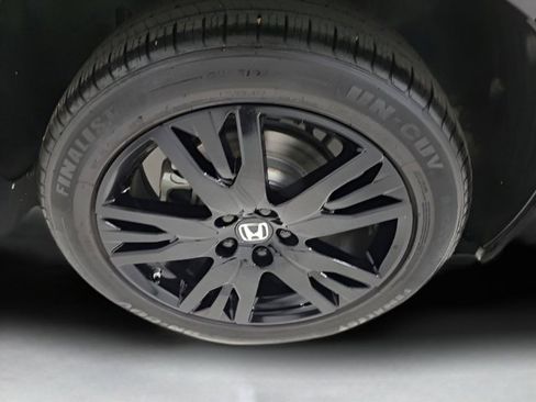 Used 2022 Honda Pilot Black Edition image 9