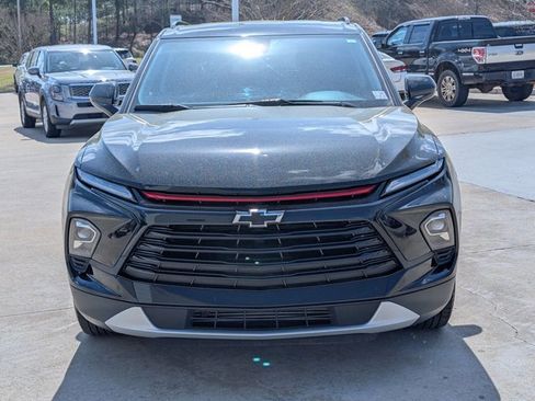 Used 2023 Chevrolet Blazer LT w/ Convenience Package image 2