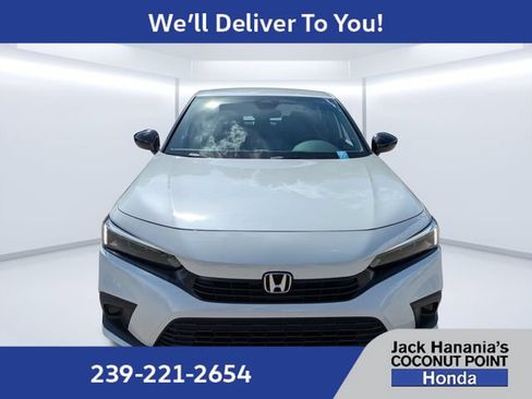 Used 2024 Honda Civic Sport image 8