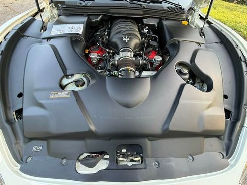 Used 2013 Maserati GranTurismo Coupe RWD image 45