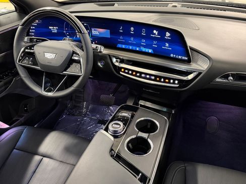 Certified 2024 Cadillac Lyriq Sport RWD image 4