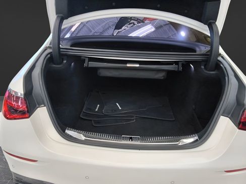 Used 2022 Mercedes-Benz S 580 4MATIC Sedan w/ AMG Line Package image 7