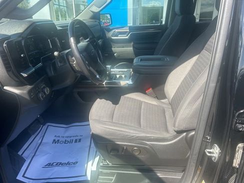 Used 2022 Chevrolet Silverado 1500 RST w/ Convenience Package II image 12