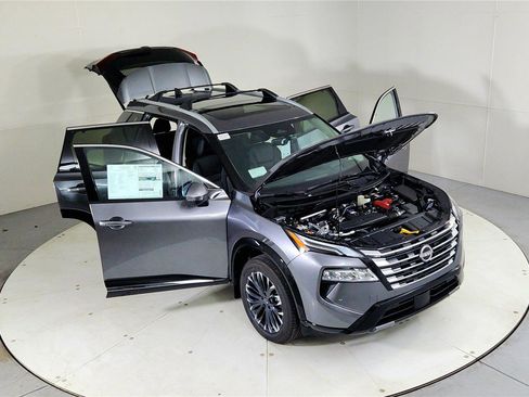 New 2026 Nissan Rogue Platinum w/ Platinum Premium Package image 24