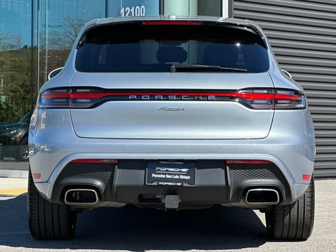 Used 2025 Porsche Macan AWD/4WD image 7