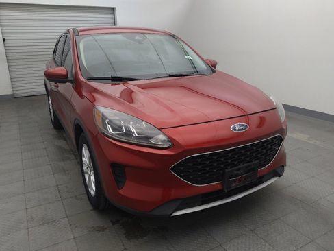 Used 2020 Ford Escape SE FWD image 14