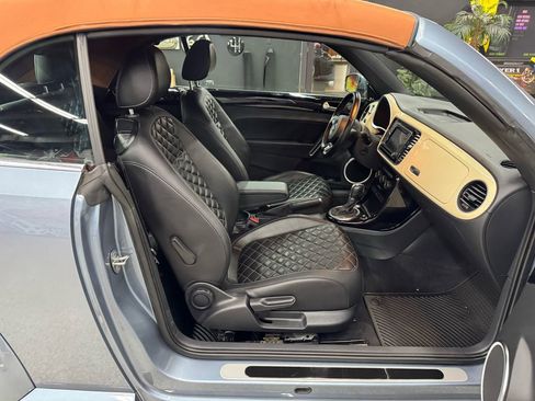 Used 2019 Volkswagen Beetle 2.0T Final Edition SEL image 23