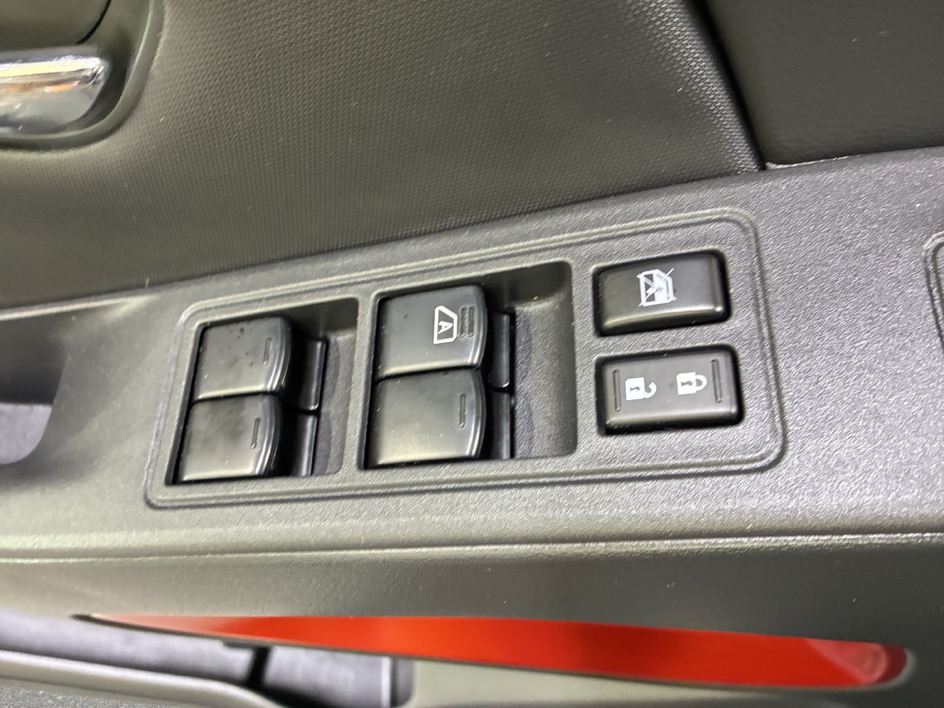 Used 2023 Nissan Frontier PRO-4X w/ Pro Convenience Package AWD/4WD image 27