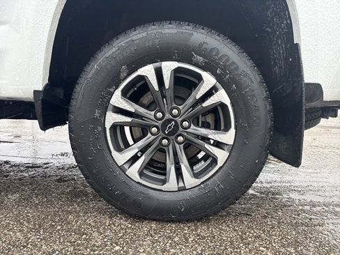 Used 2021 Chevrolet Colorado Z71 image 9
