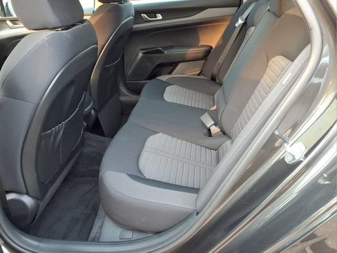 Used 2025 Kia K5 LXS FWD image 12