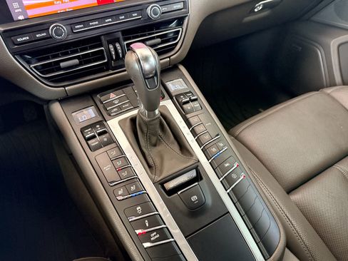 Used 2019 Porsche Macan S AWD/4WD image 27