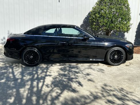 Certified 2025 Mercedes-Benz CLE 300 4MATIC Cabriolet image 9