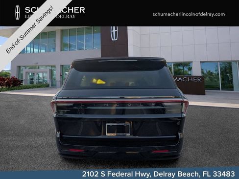 New 2026 Lincoln Navigator Premiere AWD/4WD image 6