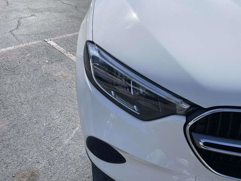 Used 2024 Mercedes-Benz GLC 300 4MATIC image 15